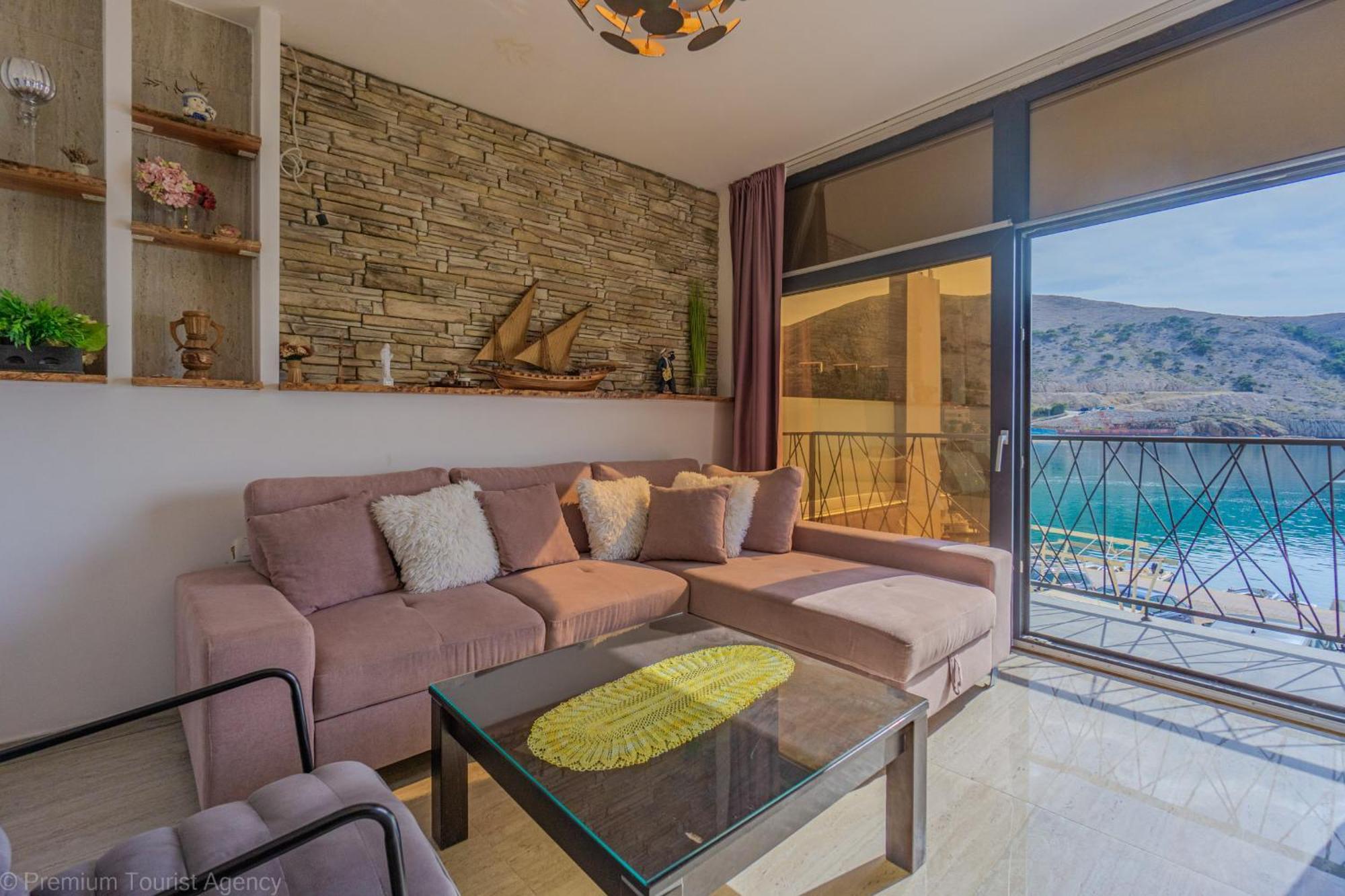 Ivica Super Comfortable, Newly Furnished Apartment In A Top Location Metajna Exterior photo